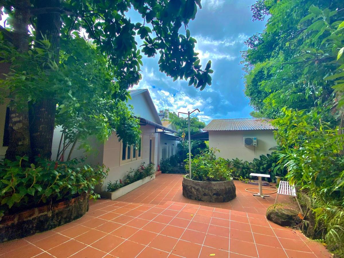 Ngoc Hanh Bungalow דואונג דונג מראה חיצוני תמונה